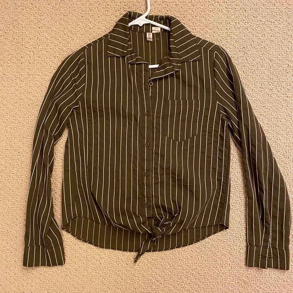 Stripe Knot Button Down Shirt